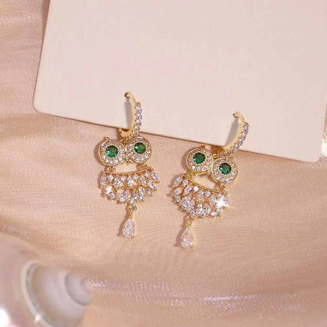 Luxurious Owl Earrings with Green Zirconia in Gold Unique Joyas