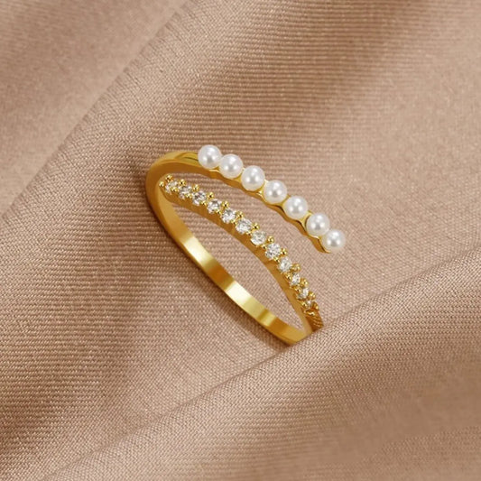 Adjustable ring with pearls and zirconias Unique Joyas