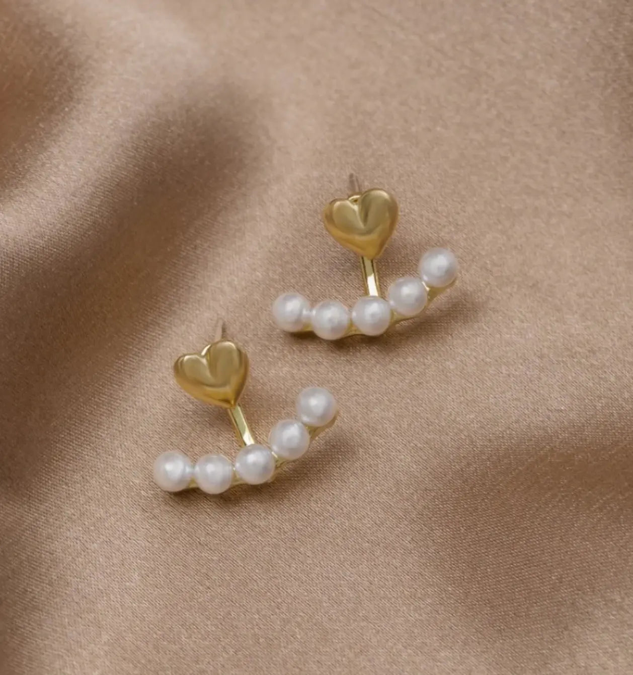 Pearl Heart Earrings in Gold Unique Joyas