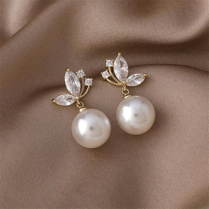 Earrings Exotic Pearls with Gold Crystals Unique Joyas