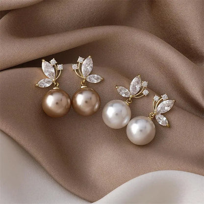 Earrings Exotic Pearls with Gold Crystals Unique Joyas