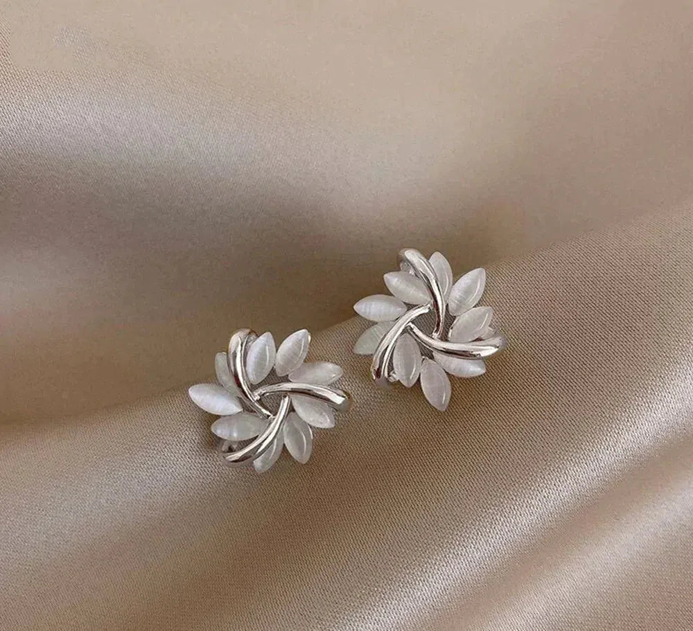 Elegant And Exquisite Opal Petal Circle Stud Earrings In Gold Silver