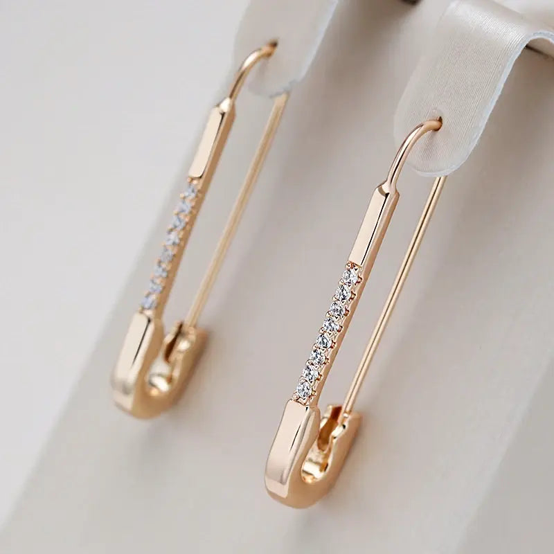 Elegant Clip-On Earrings in Gold Unique Joyas