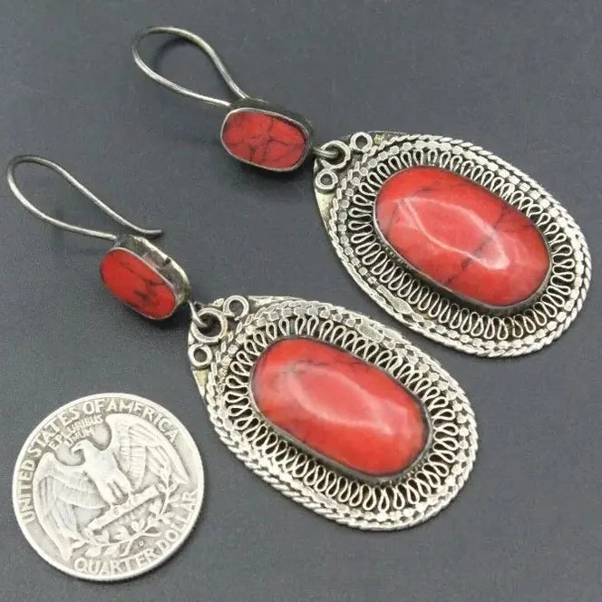 Vintage earrings with red stones Unique Joyas