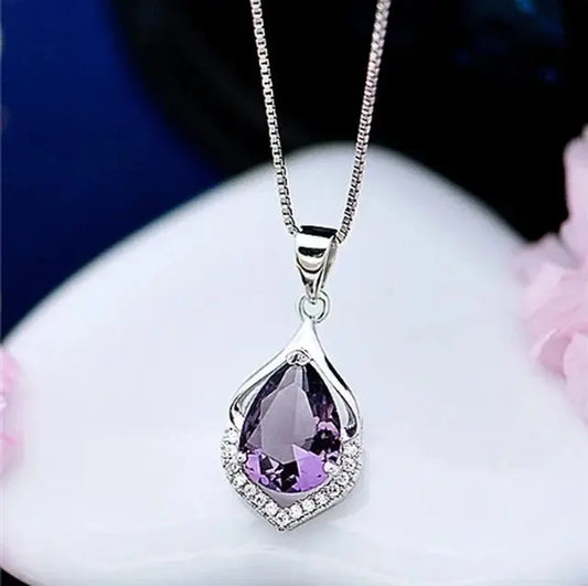 Elegant necklace with purple crystal Unique Joyas