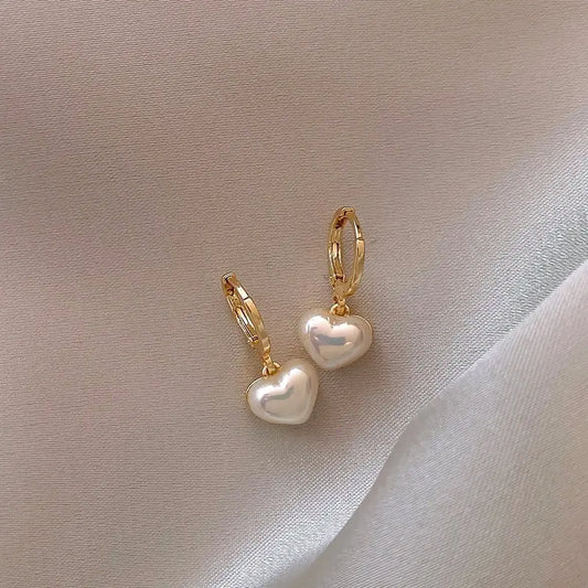 Elegant Pearl Heart Earrings Unique Joyas