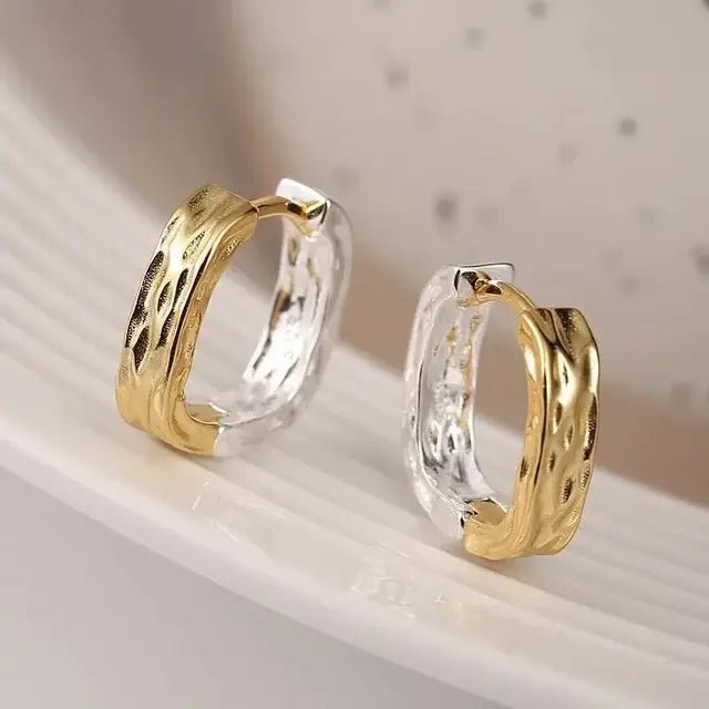 Elegant earrings in gold and white Unique Joyas