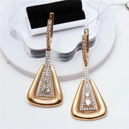 Elegant shiny gold-plated pendant earrings Unique Joyas