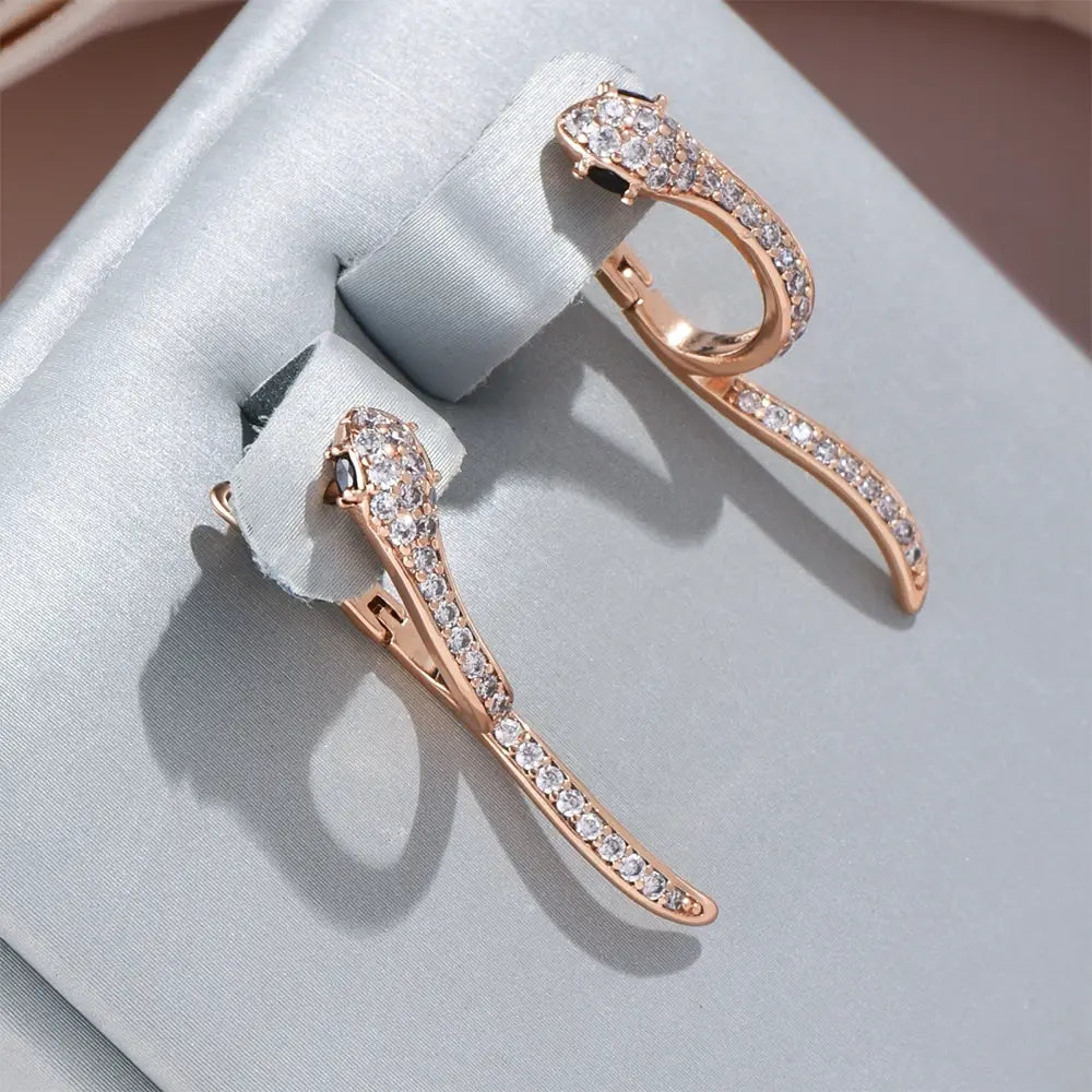 Elegant white snake earrings Unique Joyas