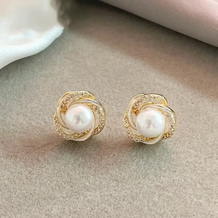 Elegant Gold Zirconia Spiral Pearl Earrings Unique Joyas