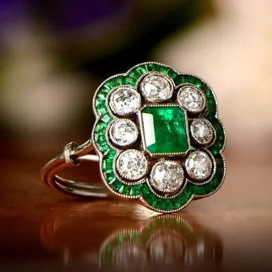 Vintage Brilliant Green Ring Unique Joyas