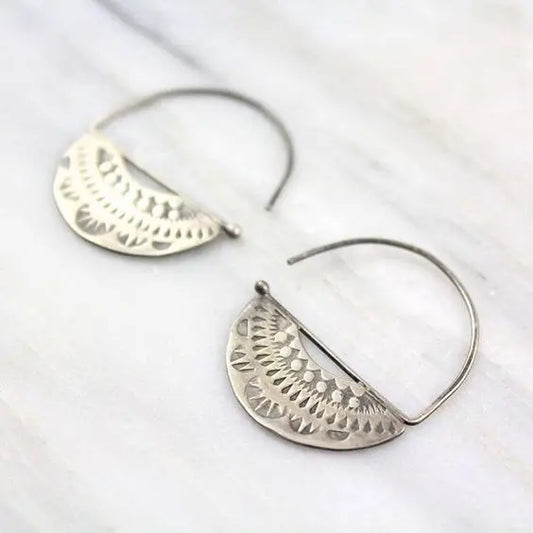 Vintage Silver Hollow Crest Earrings